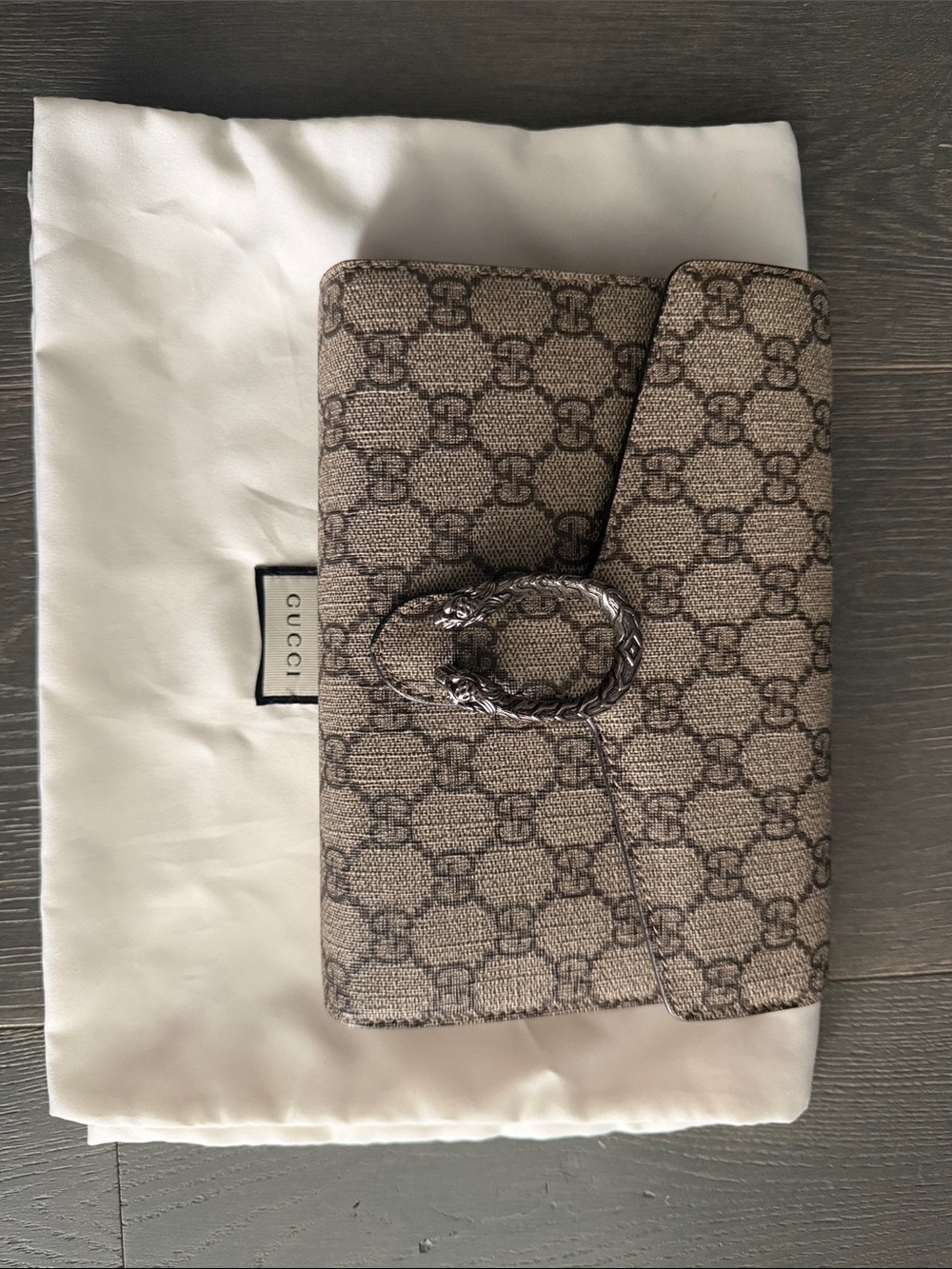 Gucci Beige GG Supreme Dionysus Wallet on Chain